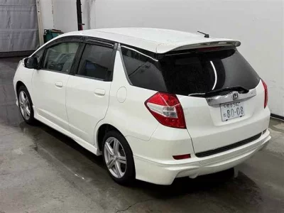 HONDA FIT SHUTTLE
