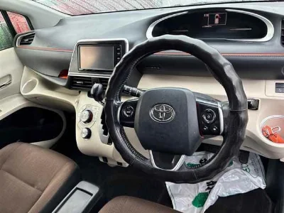 Статистика аукционов Toyota Sienta