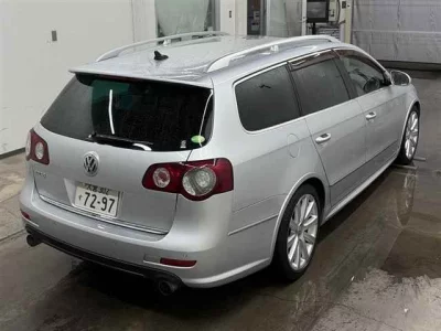 VOLKSWAGEN PASSAT VARIANT
