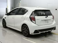 Цена авто Toyota Aqua с аукционов Японии, номер кузова NHP10, пробег 167 000, оценка 2