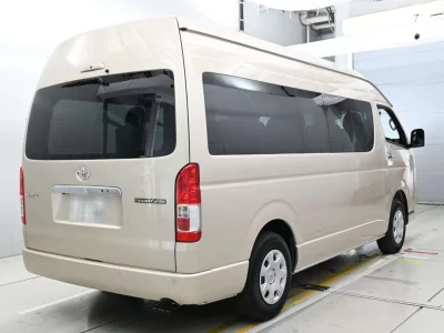 Toyota HIACE WAGON