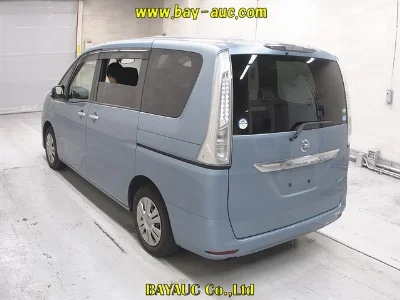 NISSAN SERENA