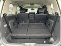 Цена авто Nissan Elgrand с аукционов Японии, номер кузова TNE52, пробег 28 000, оценка 6