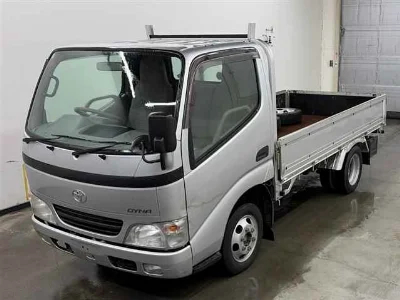 TOYOTA DYNA