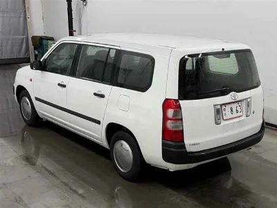 TOYOTA SUCCEED