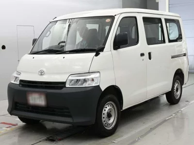 TOYOTA TOWN ACE VAN