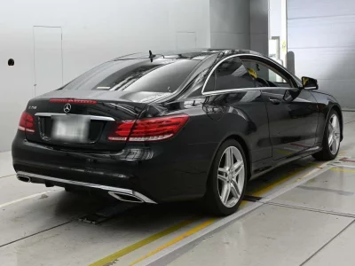 MERCEDES BENZ E CLASS