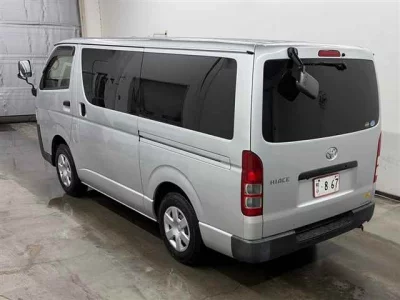Статистика аукционов Toyota HiAce Van