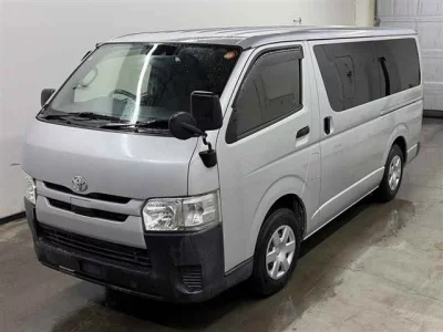 Статистика аукционов Toyota HiAce Van