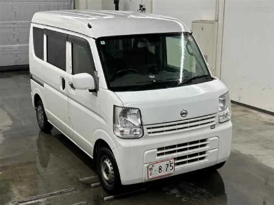 NISSAN CLIPPER VAN