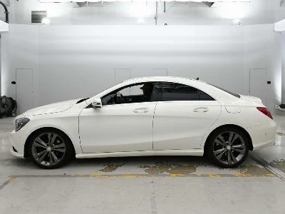 MERCEDES BENZ CLA