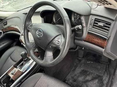 NISSAN FUGA