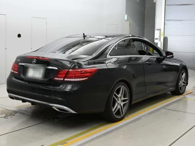 MERCEDES BENZ E CLASS