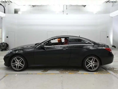 MERCEDES BENZ E CLASS