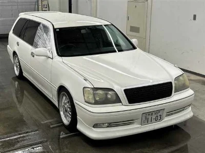 TOYOTA CROWN ESTATE