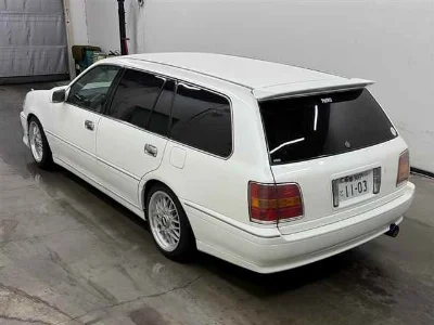 TOYOTA CROWN ESTATE