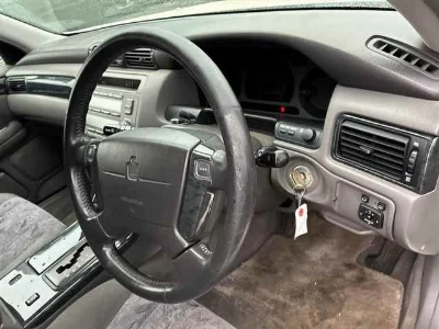 TOYOTA CROWN ESTATE