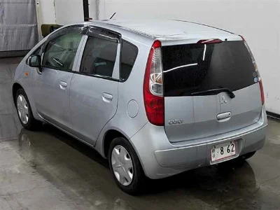 MITSUBISHI COLT