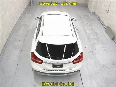 MERCEDES BENZ GLA
