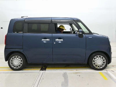 SUZUKI WAGON R SMILE