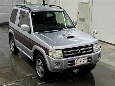 MITSUBISHI PAJERO MINI