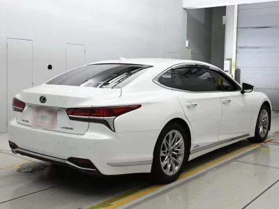 LEXUS LS