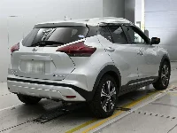Цена авто Nissan Kicks с аукционов Японии, номер кузова P15, пробег 132 000, оценка 8