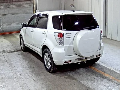 TOYOTA RUSH