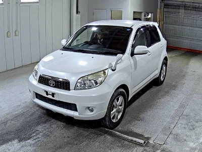 TOYOTA RUSH