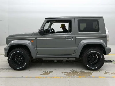 Suzuki Jimny Sierra