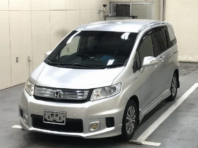 HONDA FREED SPIKE