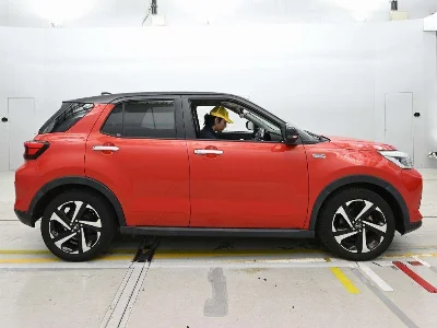 DAIHATSU ROCKY