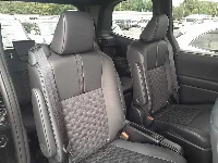 Цена авто Toyota Voxy с аукционов Японии, номер кузова ZWR90W, пробег 13 000, оценка 3
