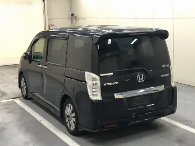 HONDA STEP WAGON