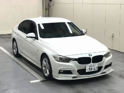 BMW 3 SERIES