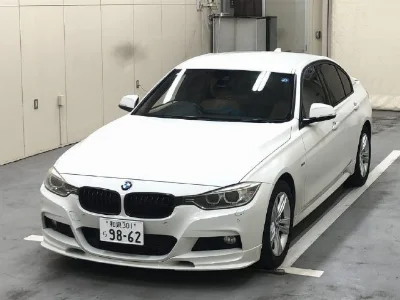 BMW 3 SERIES