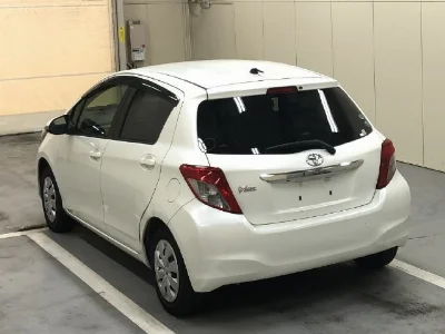 TOYOTA VITZ