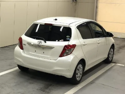 TOYOTA VITZ