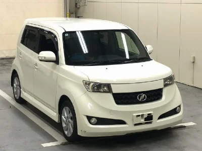 TOYOTA BB