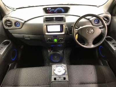 TOYOTA BB