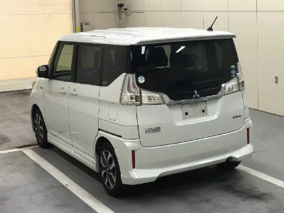 Mitsubishi Delica D:2