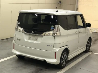 Mitsubishi Delica D:2