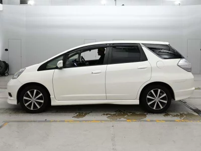 HONDA FIT SHUTTLE