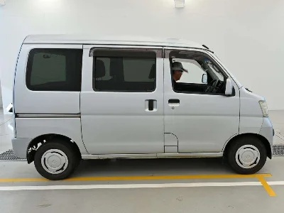 DAIHATSU HIJET VAN