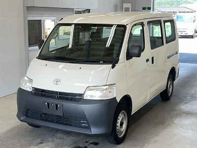 TOYOTA TOWN ACE VAN