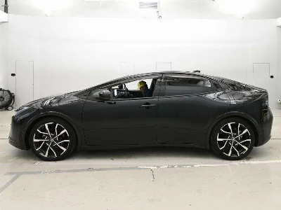 TOYOTA PRIUS PHV