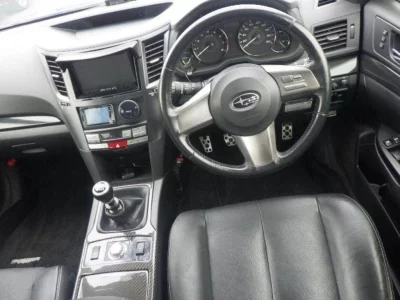 SUBARU LEGACY B4