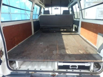 NISSAN HOMY VAN