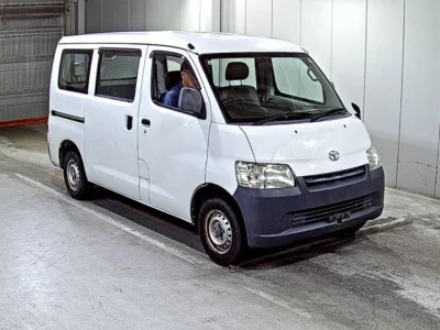 TOYOTA LITE ACE VAN