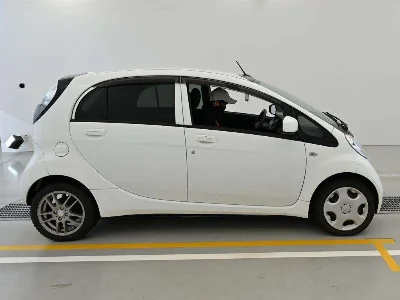 Mitsubishi i-MiEV